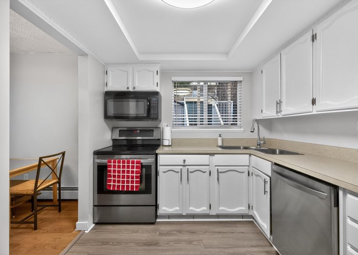 104 - 1390 Martin Street, White Rock, BC V4B 3W5 |  Photo 40