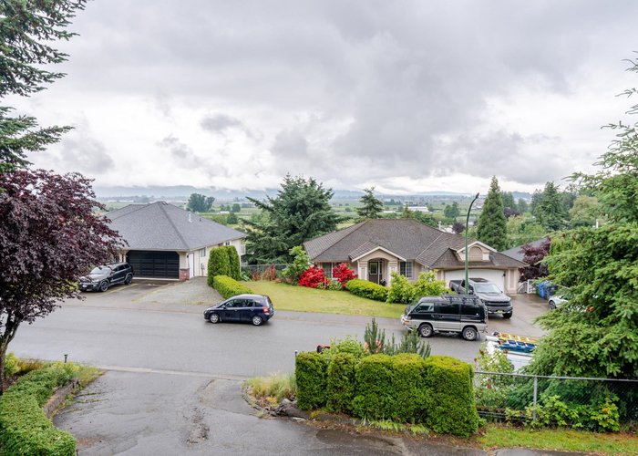 35543 Dina Place, Abbotsford, BC V3G 1L7 |  Photo 48