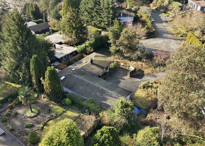 5757 Cranley Drive, West Vancouver, BC V7W 1S9 |  Photo 12