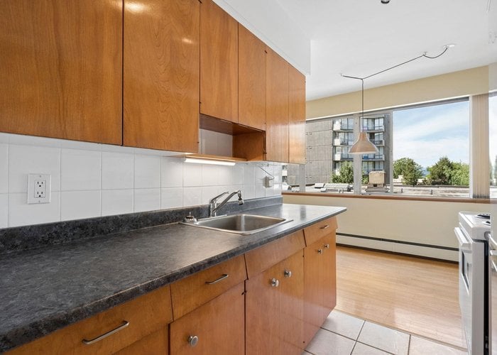 401 - 1315 Cardero Street, Vancouver, BC V6G 2J2 |  Photo 47