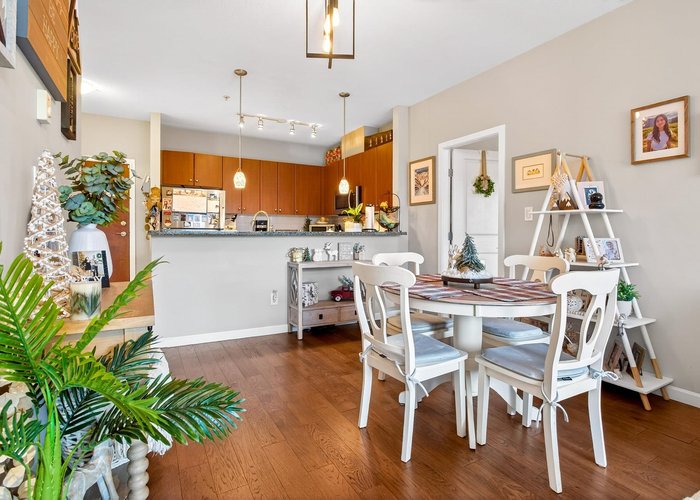 302 - 100 Capilano Road, Port Moody, BC V3H 5M9 |  Photo 44