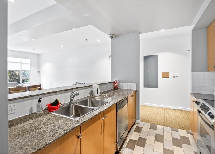 302 - 100 Capilano Road, Port Moody, BC V3H 5M9 |  Photo 62