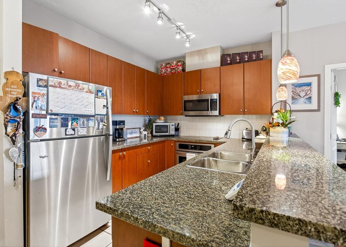 302 - 100 Capilano Road, Port Moody, BC V3H 5M9 |  Photo 37