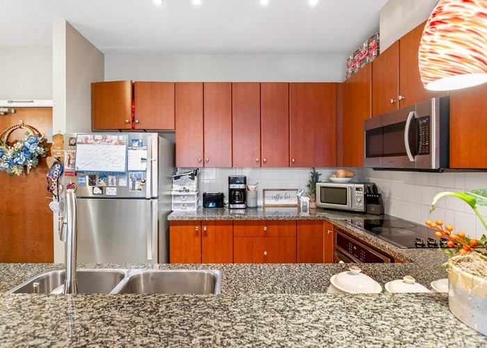 302 - 100 Capilano Road, Port Moody, BC V3H 5M9 |  Photo 38