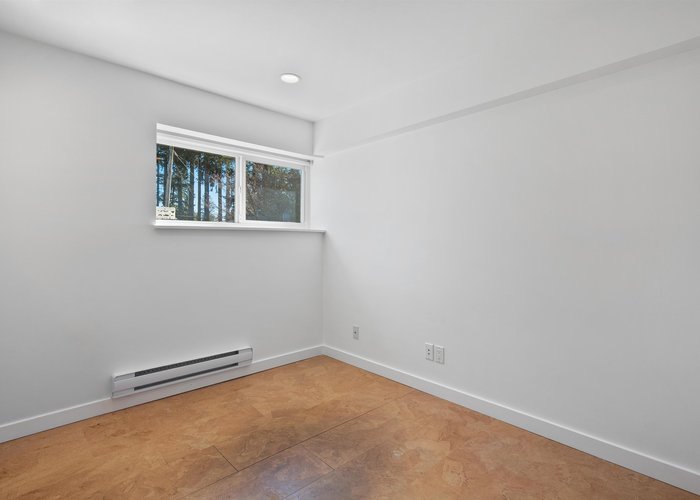 2039 Compton Court, Coquitlam, BC V3J 2K9 |  Photo 47