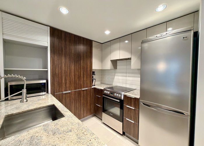 407 - 1088 Richards Street, Vancouver, BC V6B 0J8 |  Photo 18