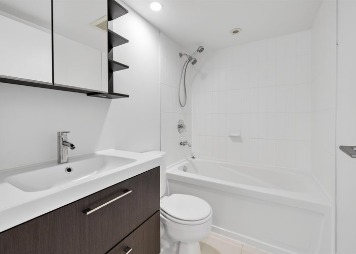 1002 - 7575 Alderbridge Way, Richmond, BC V6X 4L1 |  Photo 35