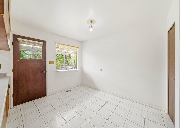 5180 Springdale Court, Burnaby, BC V5B 4P4 |  Photo 52