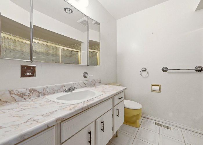 5180 Springdale Court, Burnaby, BC V5B 4P4 |  Photo 57