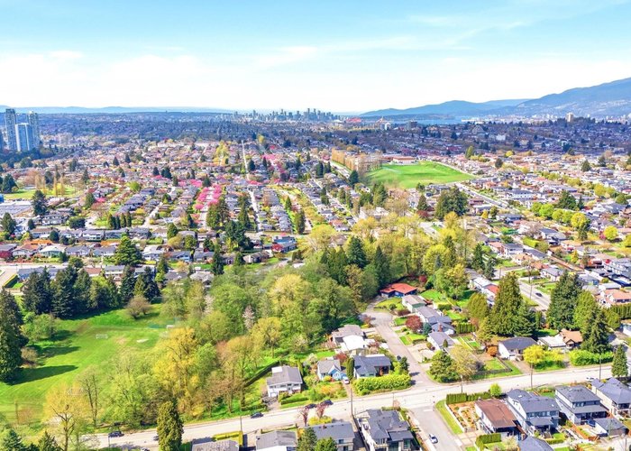 5180 Springdale Court, Burnaby, BC V5B 4P4 |  Photo 73
