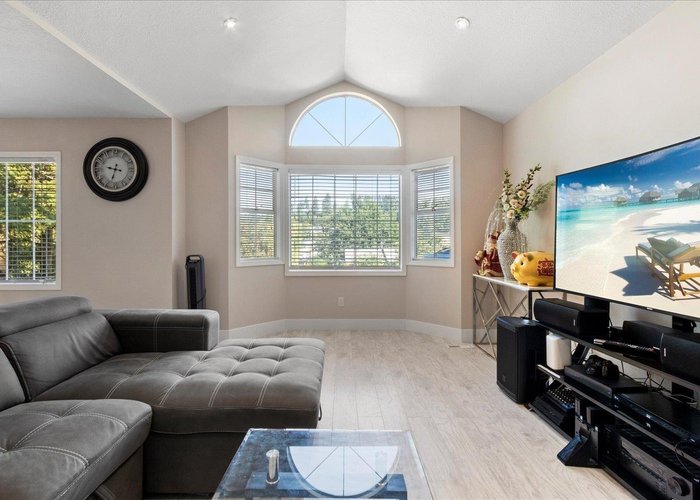 8102 Knight Avenue, Mission, BC V2V 6A8 |  Photo 33