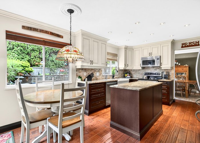 2411 Magellan Court, Coquitlam, BC V3K 6P8 |  Photo 37
