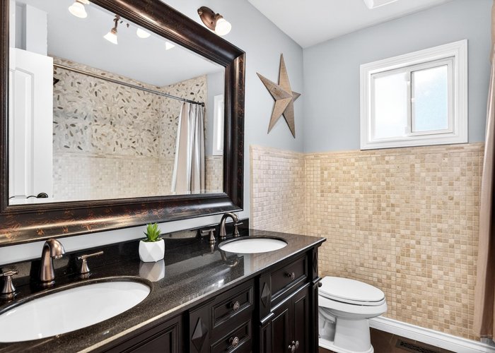2411 Magellan Court, Coquitlam, BC V3K 6P8 |  Photo 49