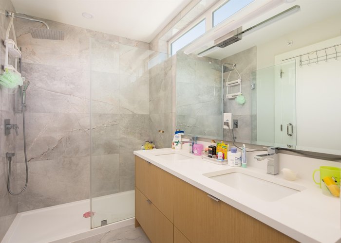 7675 Granville Street, Vancouver, BC V6P 4Y8 |  Photo 35