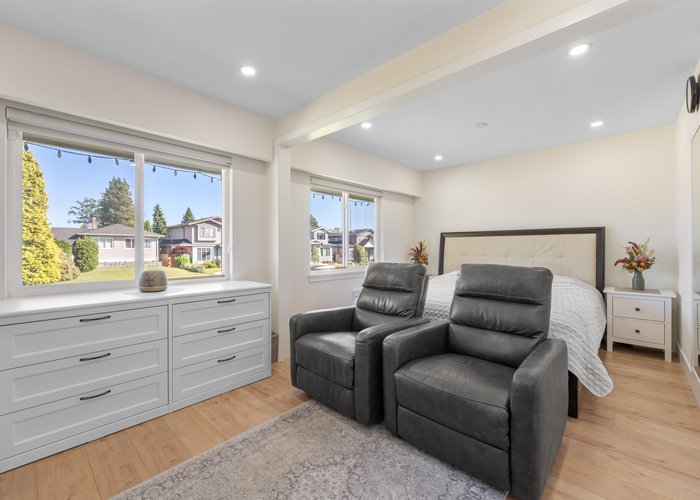 8649 11TH Avenue, Burnaby, BC V3N 2P9 |  Photo 39