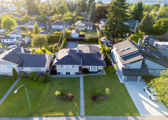 8649 11TH Avenue, Burnaby, BC V3N 2P9 |  Photo 53