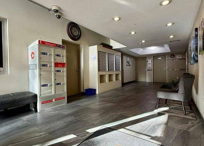 401 - 9682 134 Street, Surrey, BC V3T 5L6 |  Photo 4