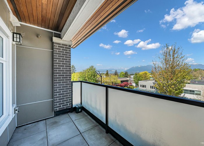 301 - 4710 Hastings Street, Burnaby, BC V5C 2K7 |  Photo 44