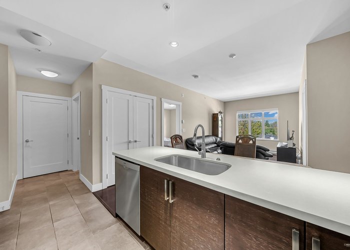 301 - 4710 Hastings Street, Burnaby, BC V5C 2K7 |  Photo 30