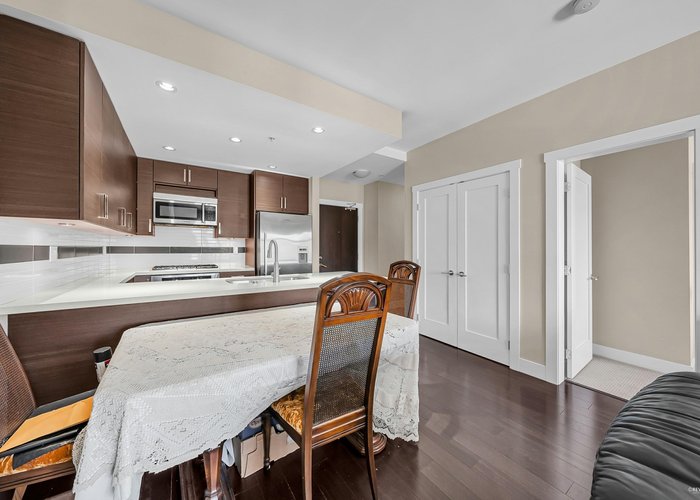 301 - 4710 Hastings Street, Burnaby, BC V5C 2K7 |  Photo 33