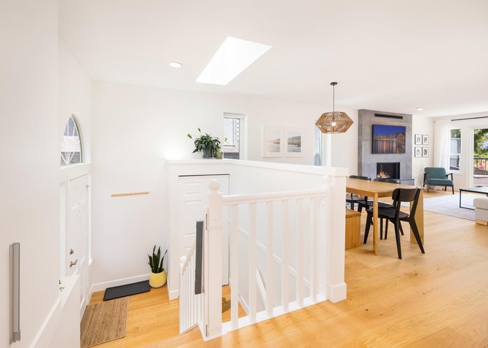 3985 Frames Place, North Vancouver, BC V7G 2M5 |  Photo 60