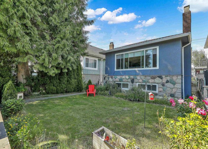 4139 Pender Street, Burnaby, BC V5C 2M1 |  Photo 1