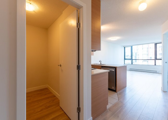 2501 - 909 Mainland Street, Vancouver, BC V6B 1S3 |  Photo 48