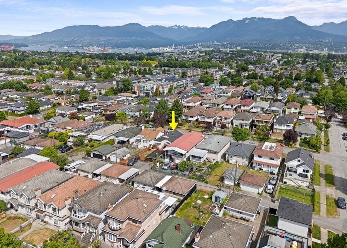 2964 4TH Avenue, Vancouver, BC V5M 1L2 |  Photo 6