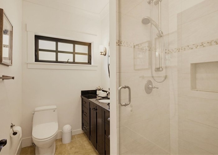 1134 Montroyal Boulevard, North Vancouver, BC V7R 2H7 |  Photo 53