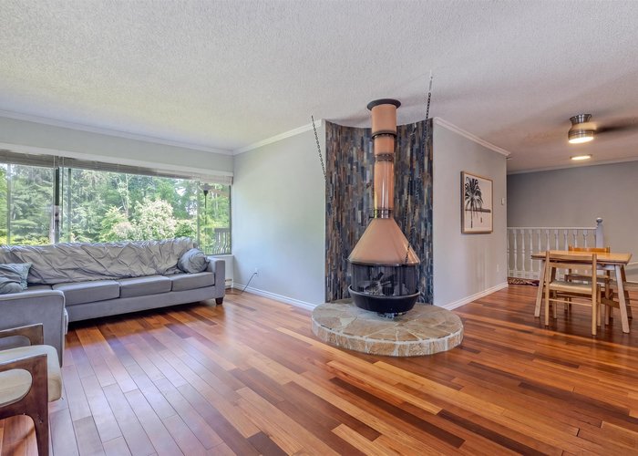 8074  8076 19TH Avenue, Burnaby, BC V3N 1G3 |  Photo 34