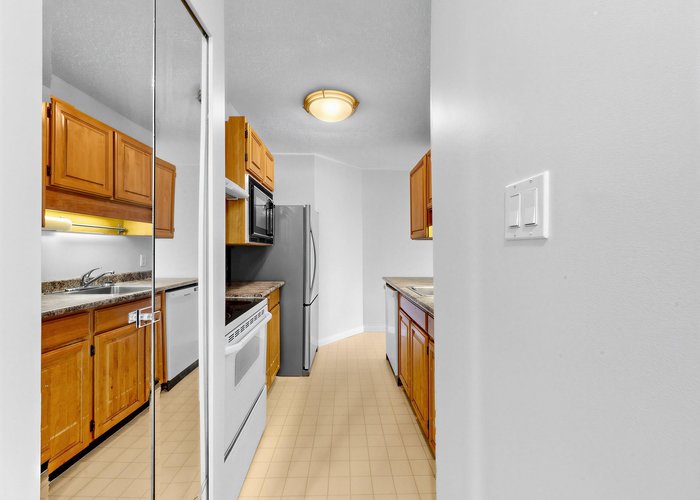 1403 - 6455 Willingdon Avenue, Burnaby, BC V5H 4E4 |  Photo 42