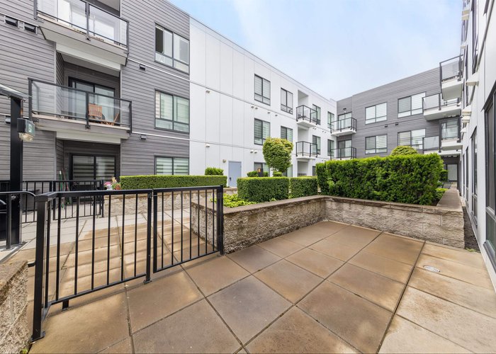 208 - 6968 Royal Oak Avenue, Burnaby, BC V5J 4J2 |  Photo 45