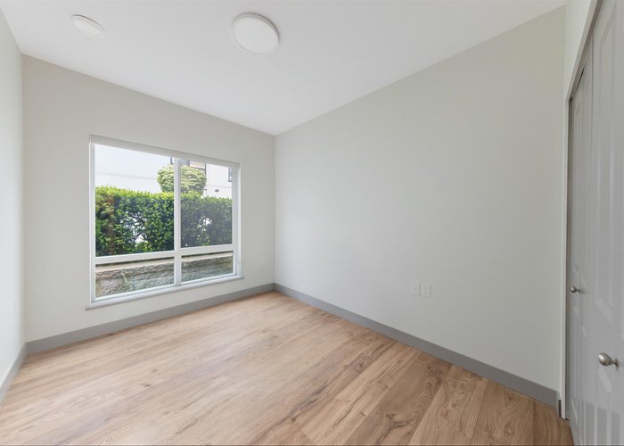 208 - 6968 Royal Oak Avenue, Burnaby, BC V5J 4J2 |  Photo 29