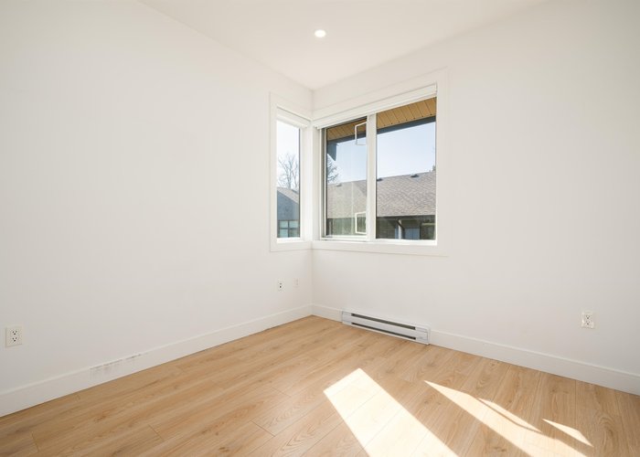 210 - 7131 17TH Avenue, Burnaby, BC V3N 1K8 |  Photo 50