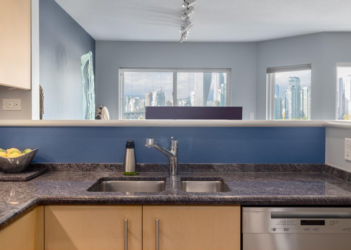 1261 7TH Avenue, Vancouver, BC V6H 1B7 |  Photo 44