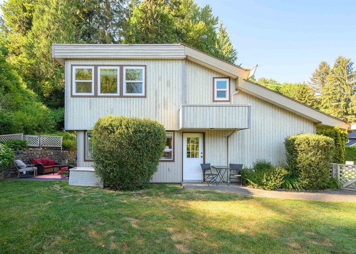 1747 Bellelynn Place, North Vancouver, BC V7J 2T9 |  Photo 54