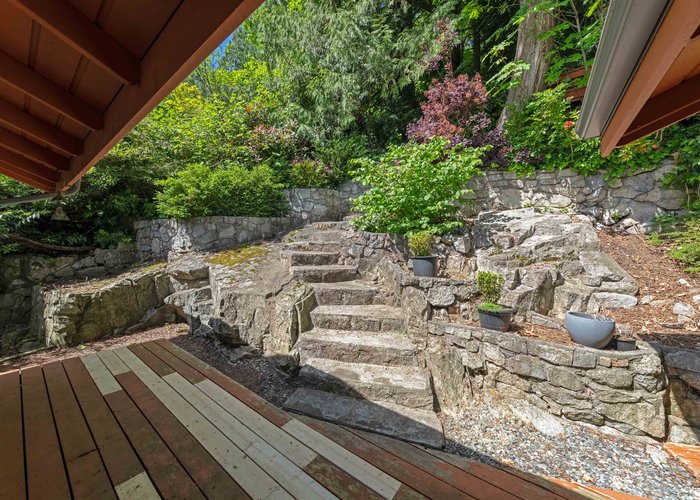 3907 Bayridge Place, West Vancouver, BC V7V 3K2 |  Photo 49