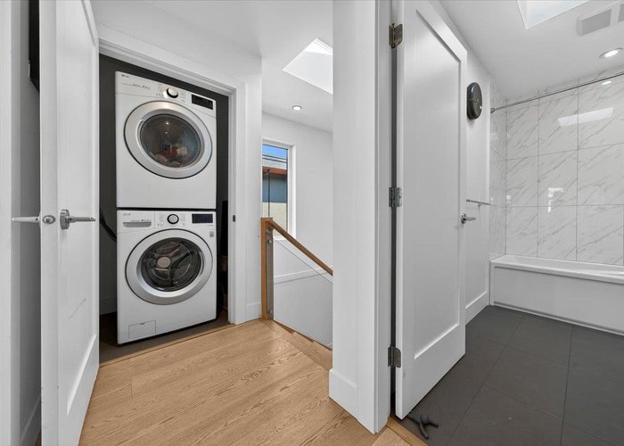 2 - 252 19TH Street, North Vancouver, BC V7L 2Z2 |  Photo 42