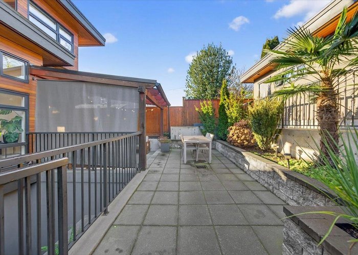 2 - 252 19TH Street, North Vancouver, BC V7L 2Z2 |  Photo 55