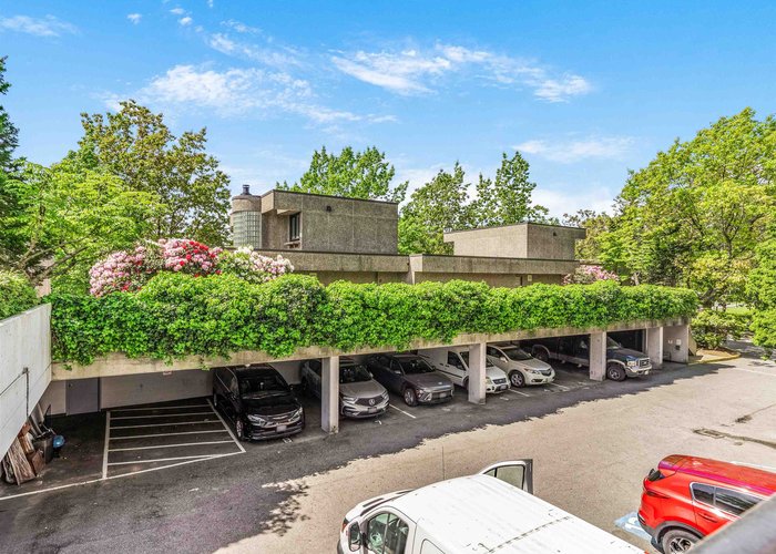 202 - 3980 Carrigan Court, Burnaby, BC V3N 4S6 |  Photo 49