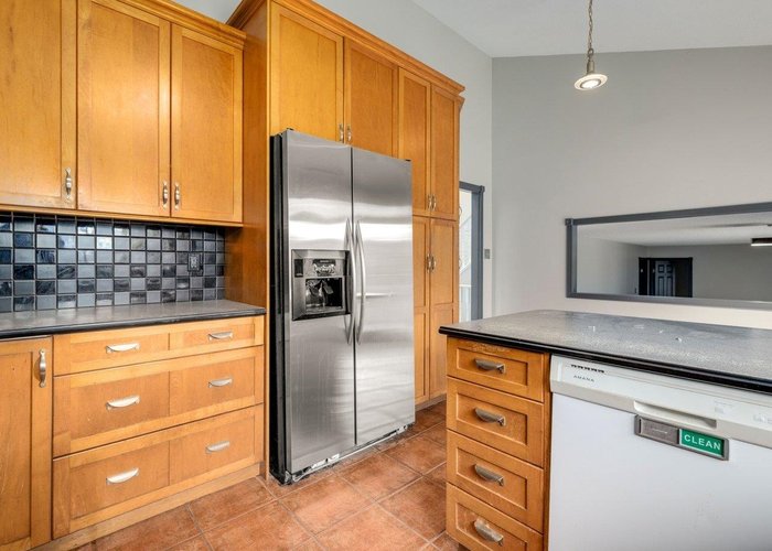 18208 21A Avenue, Surrey, BC V3Z 9W2 |  Photo 48