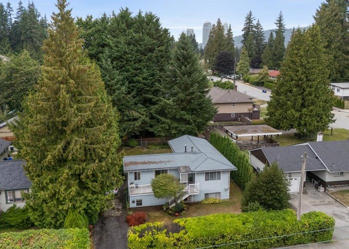 674 Blue Mountain Street, Coquitlam, BC V3J 4R6 |  Photo 39