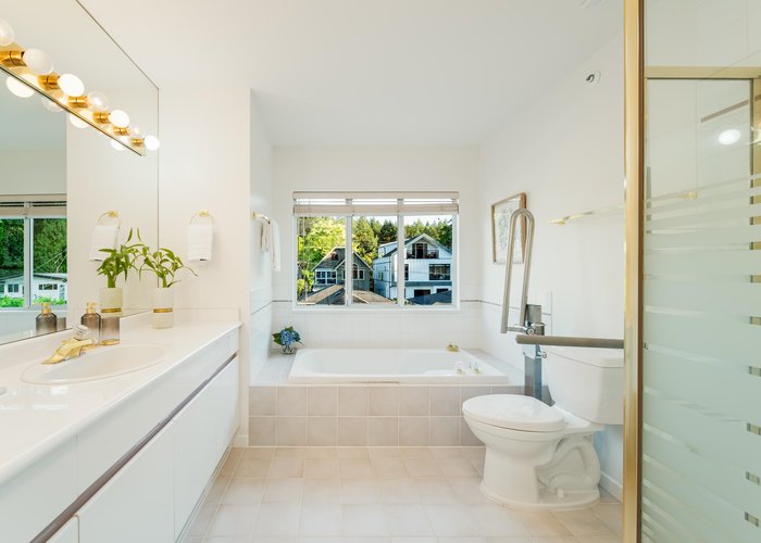 4682 14TH Avenue, Vancouver, BC V6R 2Y6 |  Photo 49