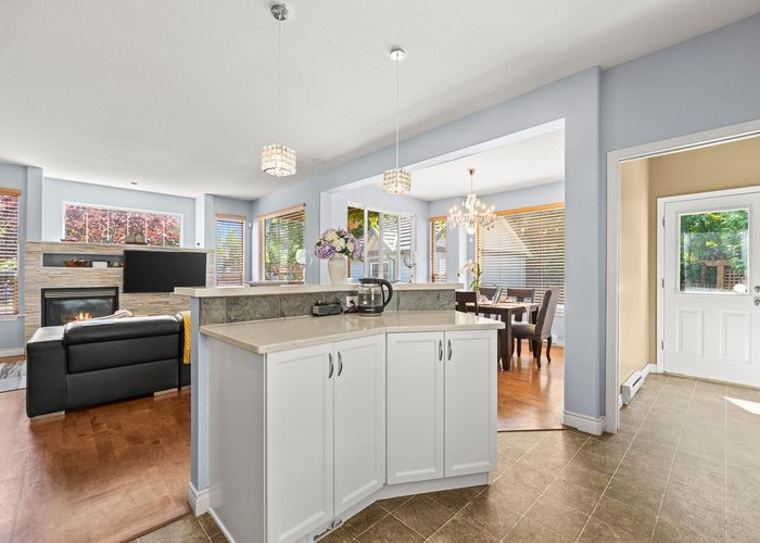 3307 Rosemary Heights Crescent, Surrey, BC V3Z 0K7 |  Photo 46