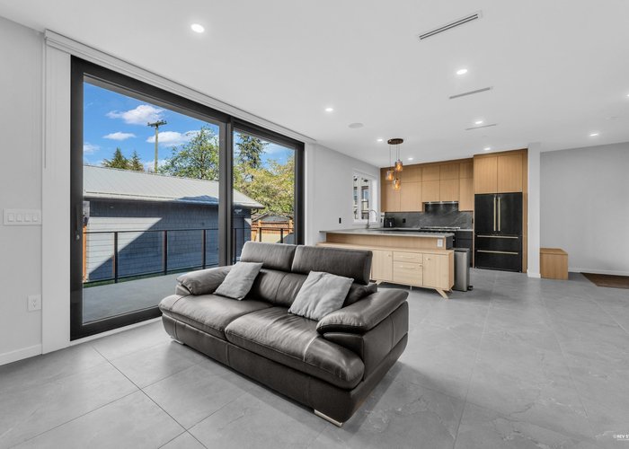 2 - 2091 20TH Avenue, Vancouver, BC V5N 2L1 |  Photo 49