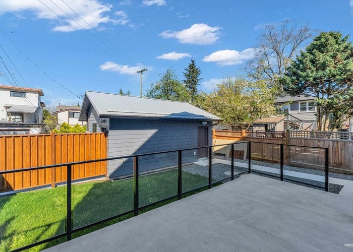 2 - 2091 20TH Avenue, Vancouver, BC V5N 2L1 |  Photo 53