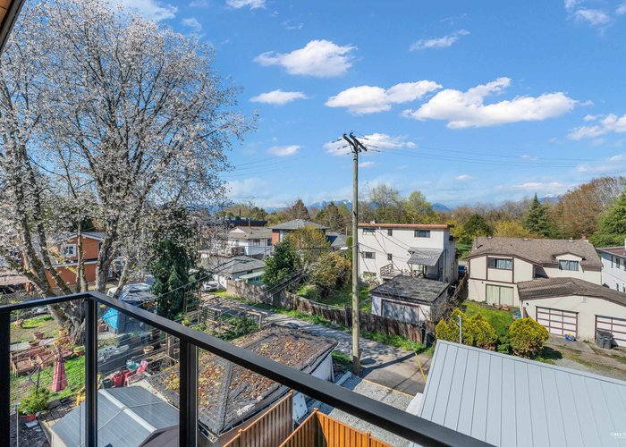 2 - 2091 20TH Avenue, Vancouver, BC V5N 2L1 |  Photo 68