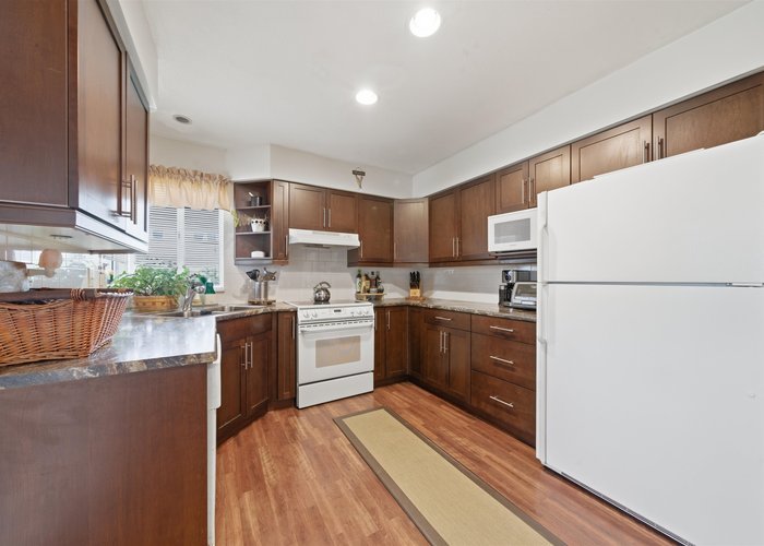 9028 136B Street, Surrey, BC V3V 7P1 |  Photo 42