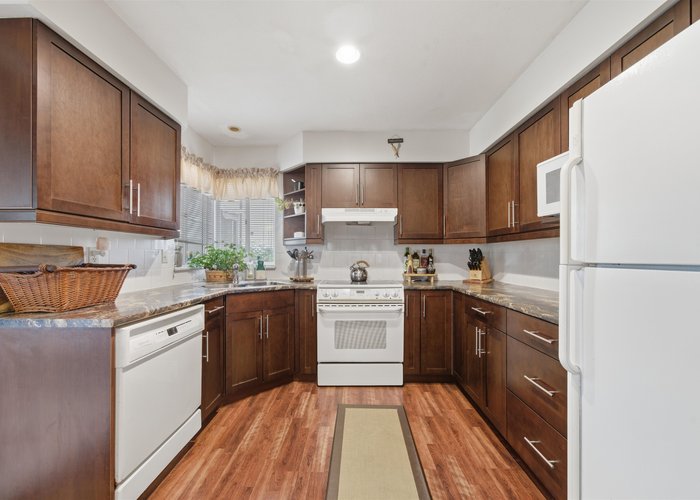 9028 136B Street, Surrey, BC V3V 7P1 |  Photo 43