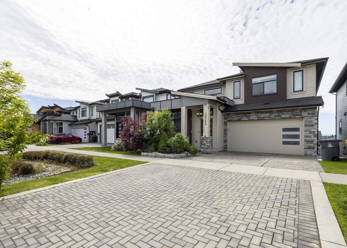 16764 16A Avenue, Surrey, BC V3Z 0T3 |  Photo 8